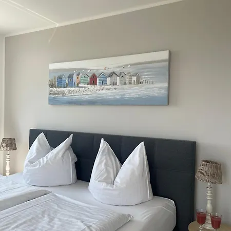 Ruegen Mit Unglaublichem Meerblick & Strandnaehe Mit Sauna - Whirlwanne Lejlighed